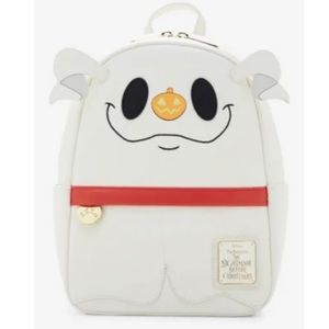 LoungeFly -Disney The Nightmare Before
Christmas- Zero Glow In The Dark